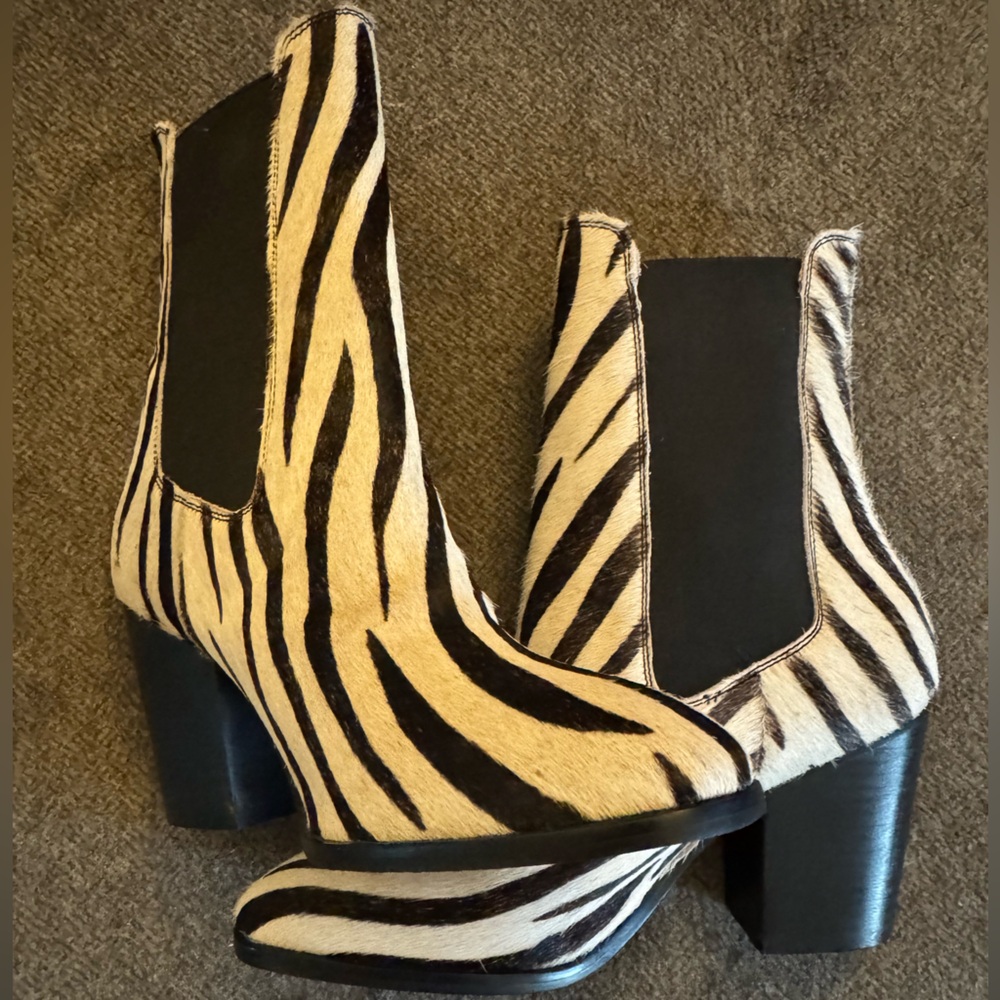Vintage Zebra Haircalf Chelsea Boots‎ | Chunky Heel | Size 7 - Picture 2 of 16